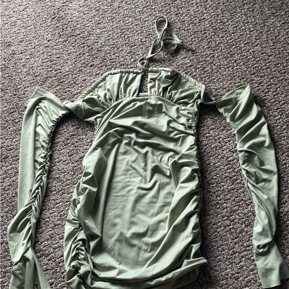 Green Off-Shoulder Ruched Dress
